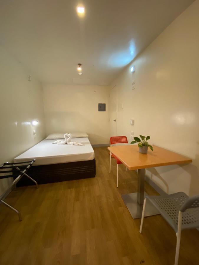 Burgos Hub Hostel Пасай Екстер'єр фото